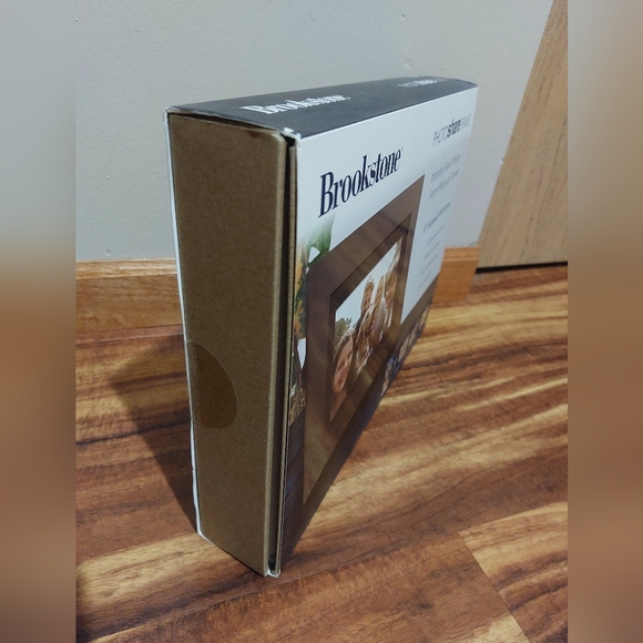 New Brookstone 8" Espresso WiFi Photo Frame - Picture 2 of 12